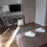 Villa Eden Ustka Wypoczynek Tylko Dla Doroslych, Parking W Cenie, Pokoje Z Balkonami I Tarasami !