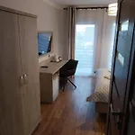 Villa Eden Ustka Wypoczynek Tylko Dla Doroslych, Parking W Cenie, Pokoje Z Balkonami I Tarasami ! Guest house 3*