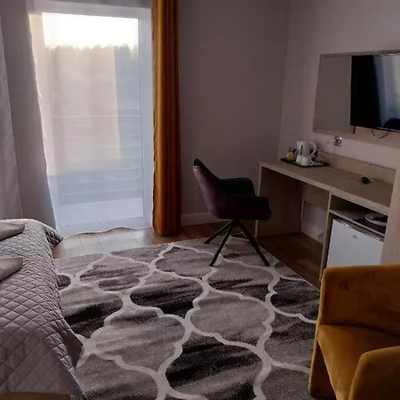 Eden Ustka- Cenisz Sobie Cisze I Blogi Spokoj, Wypoczynek Tylko Dla Doroslych, Z Balkonami I Tarasami,parking W Cenie ! 3*