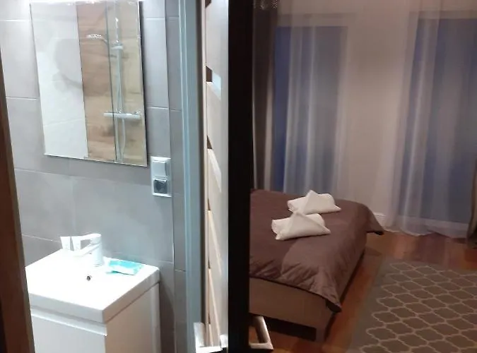 ゲストハウス Eden Wypoczynek Dla Doroslych