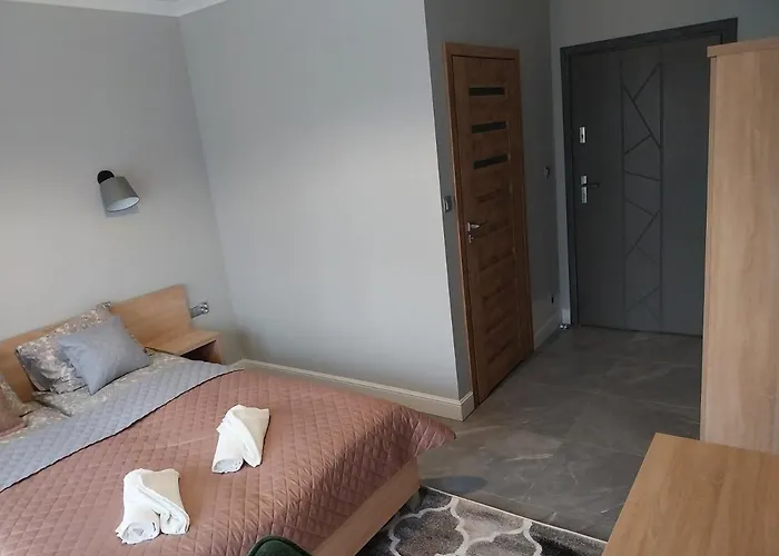 Eden Wypoczynek Dla Doroslych ゲストハウス