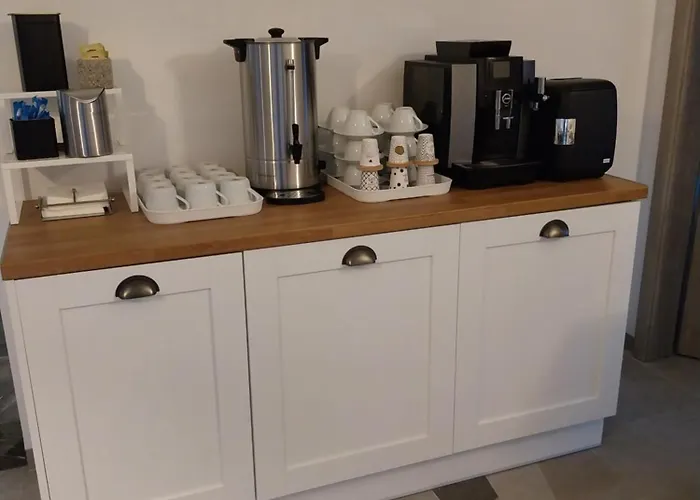 ゲストハウス Eden Wypoczynek Dla Doroslych ウストカ